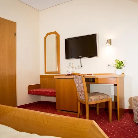 Gasthof-hotel Harth فندق فولدا